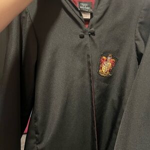 Harry Potter Black Robe with Gryffindor Crest kids